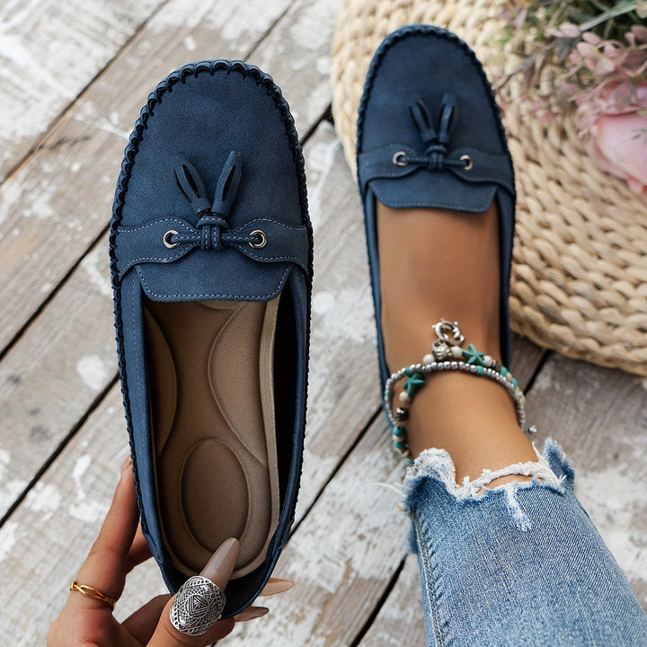 Nadine - klassiska loafers med tofsdetalj